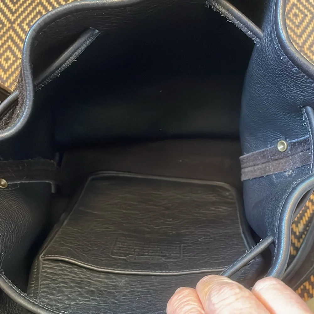 VINTAGE COACH SUEDE BERKELEY DRAWSTRING 9012 black w/ brass (like Lula’s legacy) - Picture 10 of 15